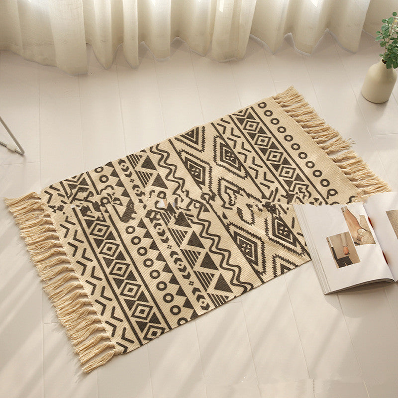 Woven tassel carpet